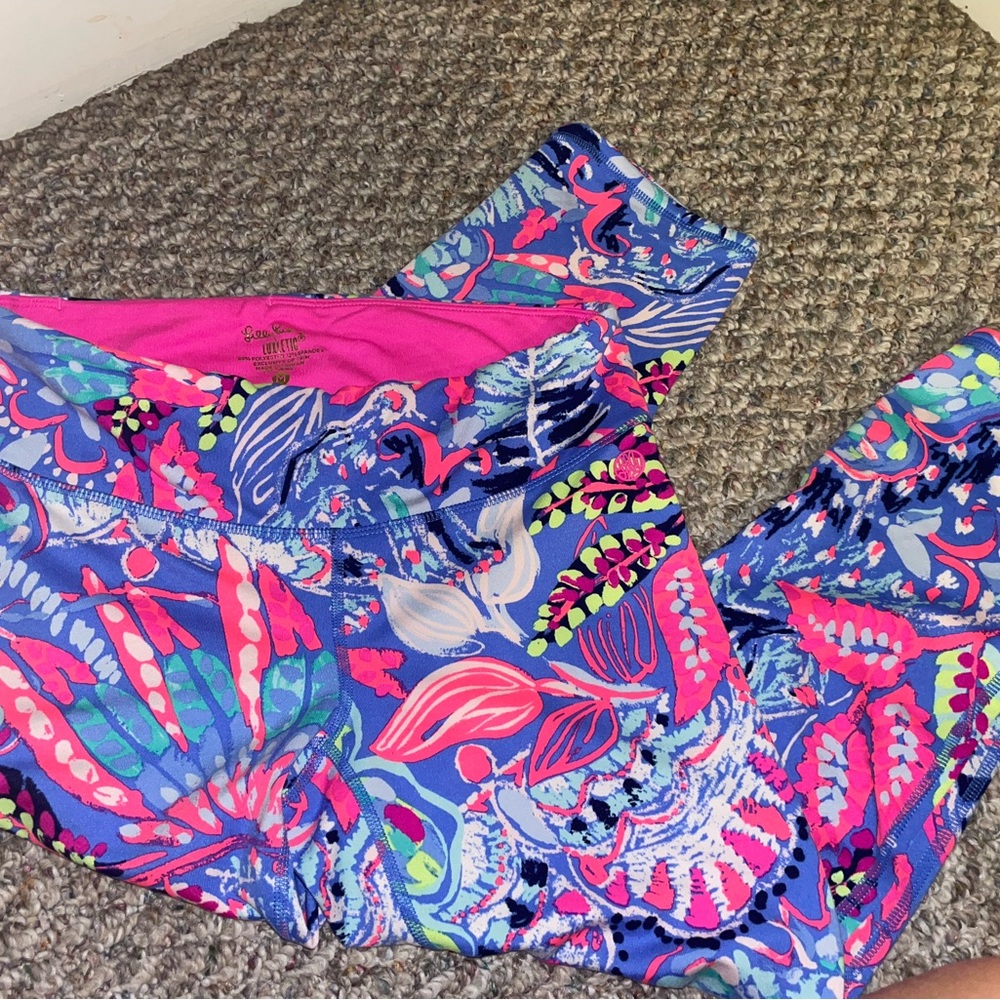 lily pulitzer 3/4 length workout pants